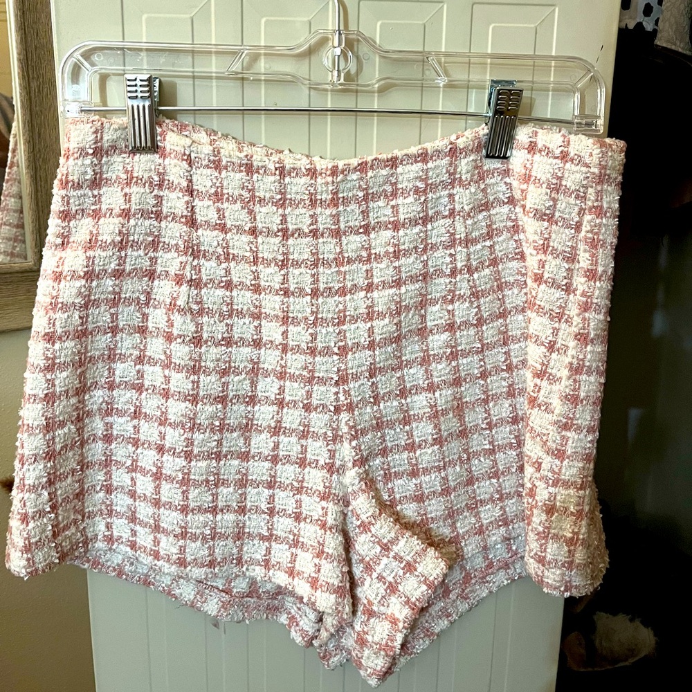 Windsor Size Medium Shorts